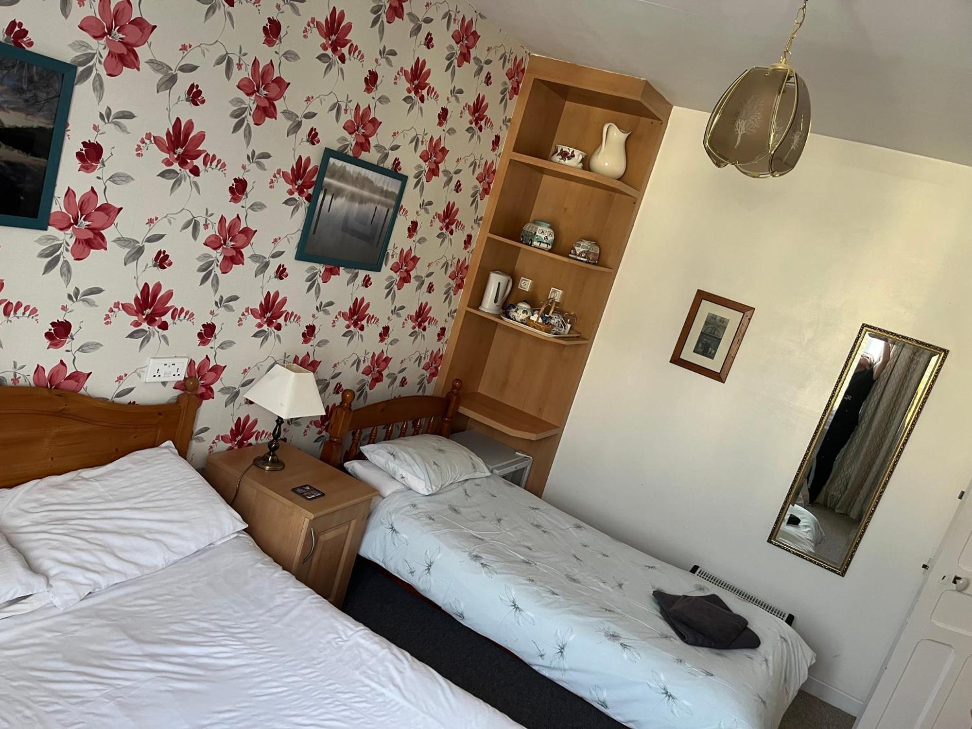 Webb'S Of Glomel Bed & Breakfast Luaran gambar